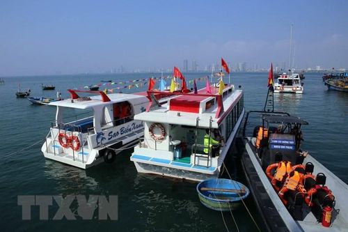 Các khu, điểm du lịch Đà Nẵng và Bình Thuận hút khách du lịch dịp lễ