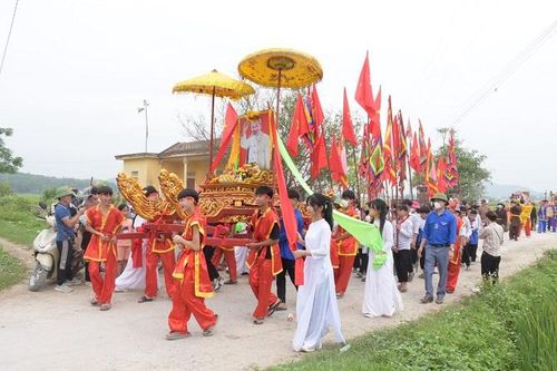 Nghệ An: Đền Kim Lung hướng về ngày Giỗ tổ Hùng Vương