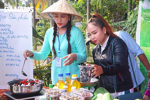 Sôi động phiên chợ quê, ẩm thực Hòa Bắc