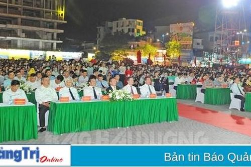 TP. Hải Dương khai trương phố đi bộ, chợ đêm Bạch Đằng