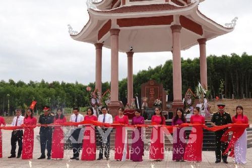 Bình Định: Khánh thành công trình xây dựng Bia di tích và mộ tập thể các liệt sĩ hy sinh tại đồi Xuân Sơn