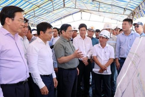 Thủ tướng khảo sát thực địa, yêu cầu sớm hoàn thành cao tốc Vĩnh Hảo - Phan Thiết