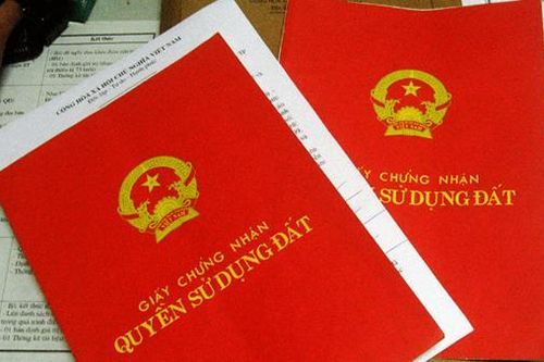Một công chức địa chính bị khởi tố, bắt tạm giam