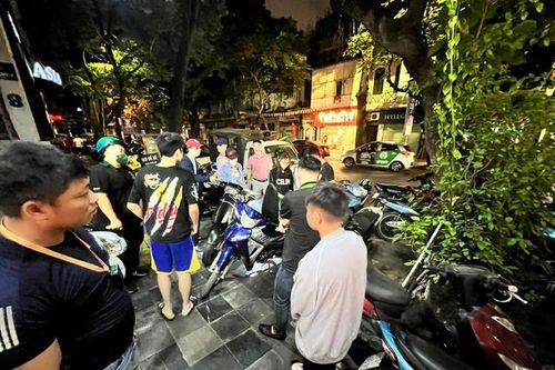 Tạm giữ 12 thanh thiếu niên càn quấy, gây rối trật tự công cộng đêm nghỉ lễ
