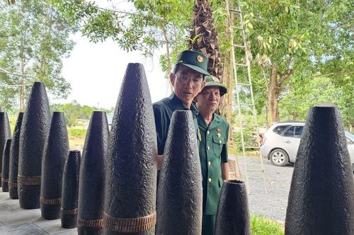 Độc đáo ngôi nhà được xây từ 300 vỏ bom, đạn ở Quảng Trị