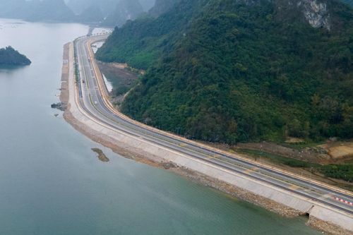 Khánh thành tuyến đường bao biển đẹp nhất Việt Nam