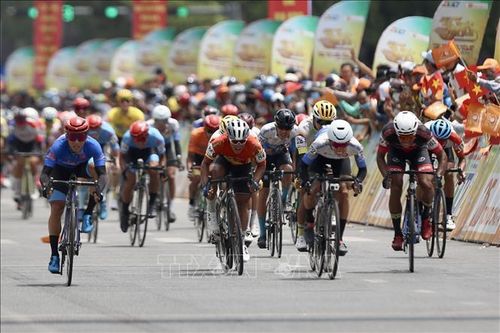 Cúp Truyền hình TP Hồ Chí Minh 2023: Cú đúp áo vàng, áo xanh cho Petr Rikunov