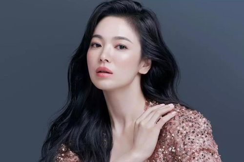 Song Hye Kyo và 3 lần xuất hiện tại Baeksang: Nhan sắc lẫn sự nghiệp đều thăng hạng vùn vụt