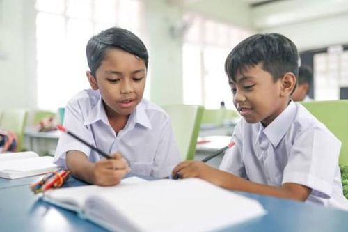 Từng chật vật chọn trường cho con vào lớp 1, bà mẹ rút ra 3 kinh nghiệm đáng giá