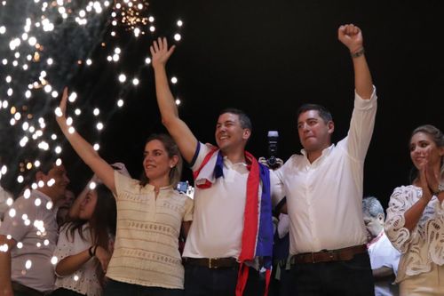 Cuộc bầu cử tổng thống gay cấn nhất trong lịch sử Paraguay đã tìm ra người chiến thắng
