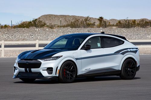 Shelby Mustang Mach-E GT - mẫu xe điện đầu tiên của Shelby