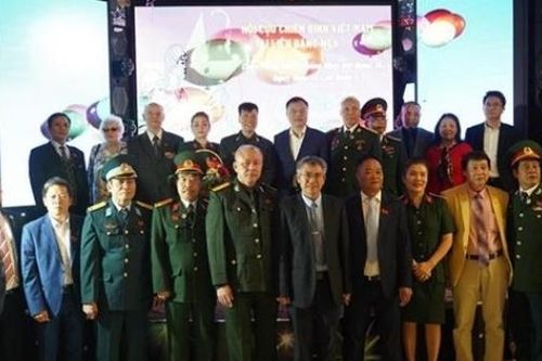Hội cựu chiến binh Việt Nam tại Liên bang Nga gặp mặt kỷ niệm 48 năm ngày thống nhất đất nước