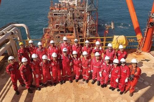 Vững tin vào tương lai của ngành Dầu khí