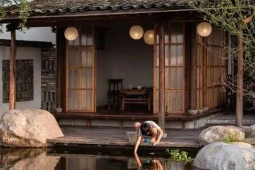 Thế chấp nhà thành phố, vợ chồng về làng sống thảnh thơi