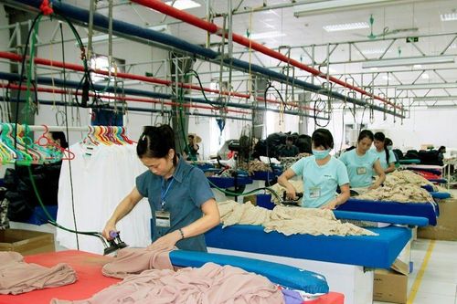 Nghệ An tổ chức nhiều hoạt động kết nối, chăm lo cho người lao động dịp Tháng Công nhân
