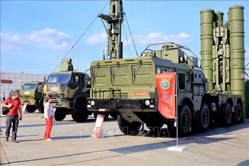 Thổ Nhĩ Kỳ cân nhắc đặt mua thêm tổ hợp phòng không S-400 từ Nga