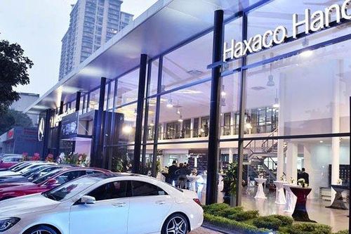 Nhu cầu sụt giảm, đại gia phân phối Mercedes-Benz báo lãi tuột dốc 94%