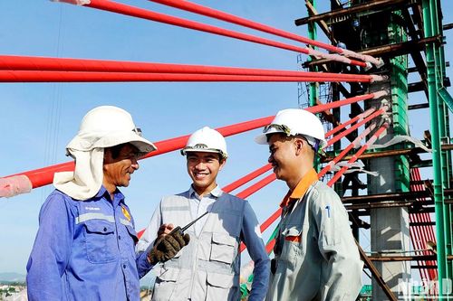 Nét đẹp trong lao động, sản xuất