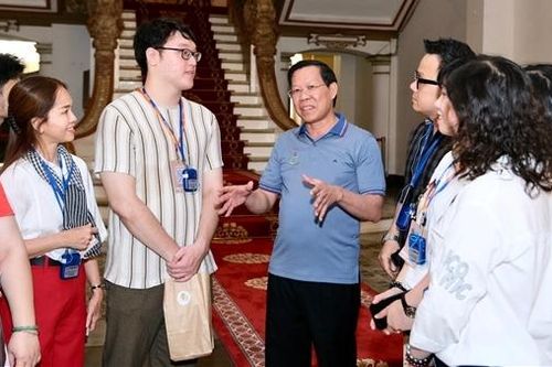 Trên 1,3 triệu lượt khách quốc tế đến TP Hồ Chí Minh