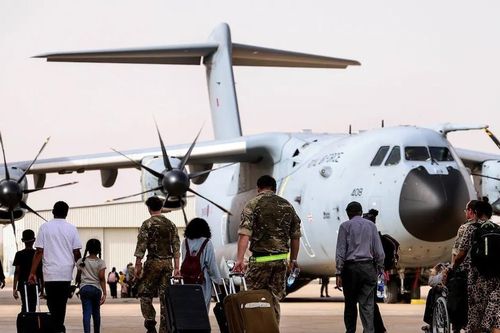 Canada ngừng các chuyến bay sơ tán công dân khỏi Sudan
