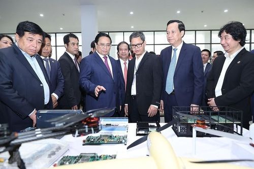Tạo điều kiện thuận lợi thành lập và phát triển các trường đại học số