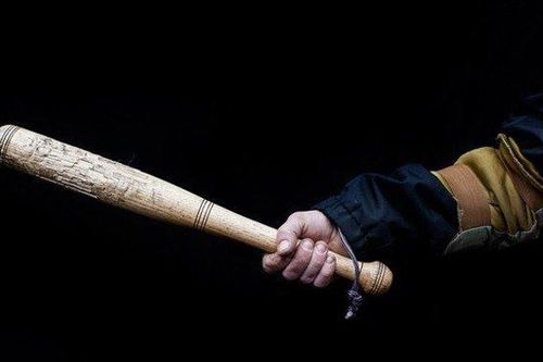 Điều tra vụ người đàn ông treo cổ tự tử, sau khi dùng hung khí đập đầu tình nhân