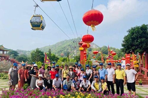 An Giang đón hơn 100.000 lượt khách tham quan, du lịch trong 3 ngày lễ