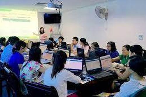 Phát triển nguồn nhân lực KTV tại các doanh nghiệp kiểm toán ở Việt Nam