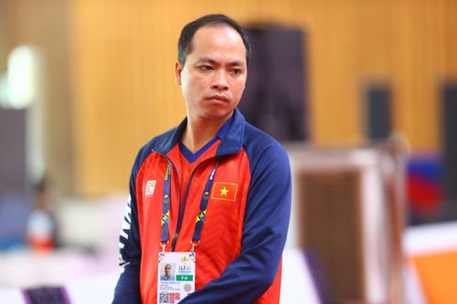 Màn đấu cờ ốc dẫn đến chảy máu của VĐV Việt Nam