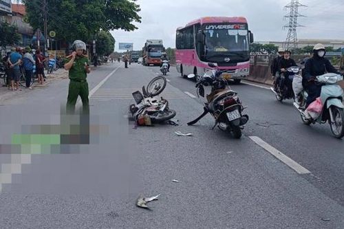 Tai nạn giao thông ngày 3/5/2023: 4 xe máy tông liên hoàn, 2 người tử vong