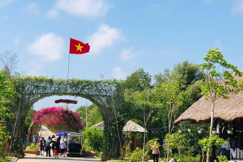Bạc Liêu đón khoảng 200.000 lượt khách du lịch trong 5 ngày nghỉ lễ