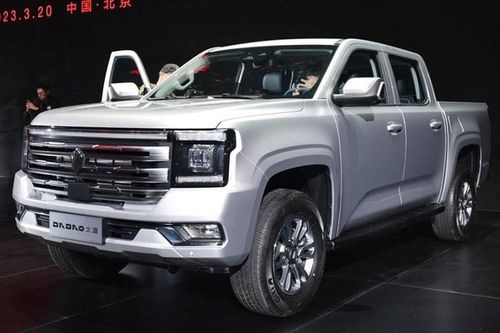 JMC Dadao - bán tải Trung Quốc sử dụng động cơ Ford ra mắt