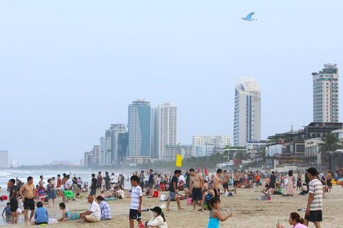 Đà Nẵng đón hơn 321 nghìn lượt du khách trong 5 ngày nghỉ lễ