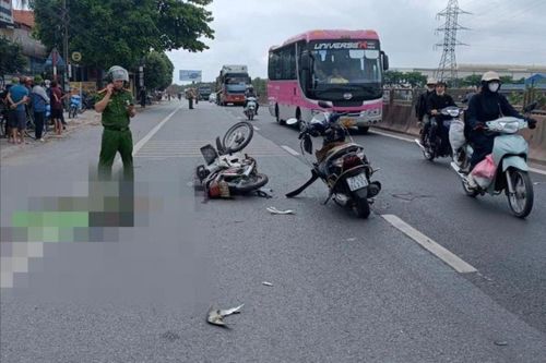 Va chạm xe máy, 3 người thương vong