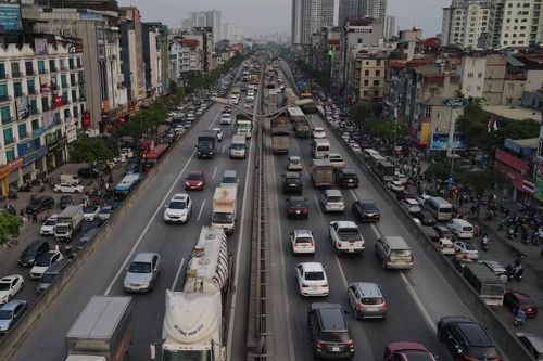 Áp lực ùn tắc dịp nghỉ lễ, hối thúc tiến độ Vành đai 4