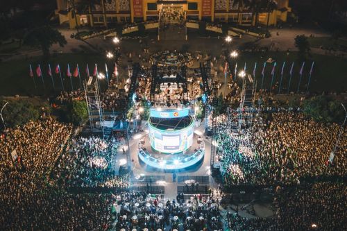 Hiệu ứng Festival, du khách đến Huế nghỉ lễ tăng đột biến