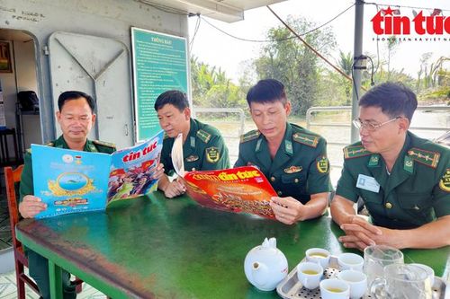 Những chiến sĩ giữ bình yên nơi biên giới trên sông