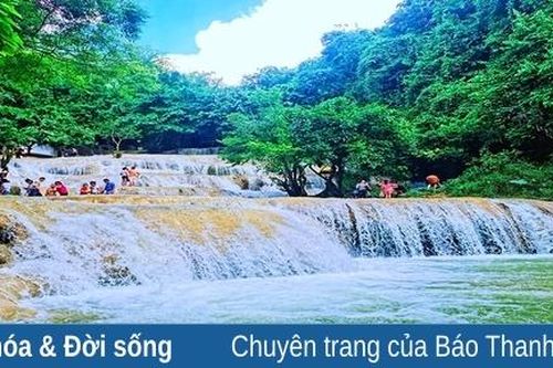 Giữ gìn và phát huy giá trị văn hóa truyền thống gắn với phát triển du lịch ở Thạch Lâm