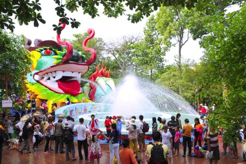 Du khách đến TP. Hồ Chí Minh tăng 126%