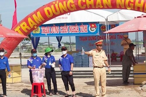 Trạm dừng chân nghĩa tình ấm lòng người dân xa quê