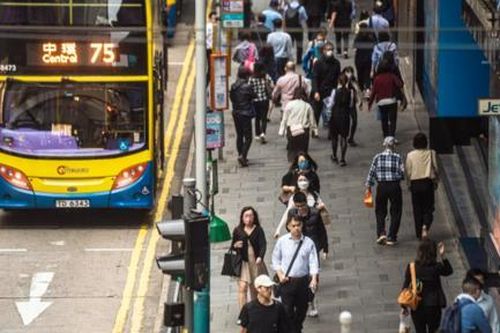Bài toán nan giải tăng lương tối thiểu ở thành phố đắt đỏ Hong Kong