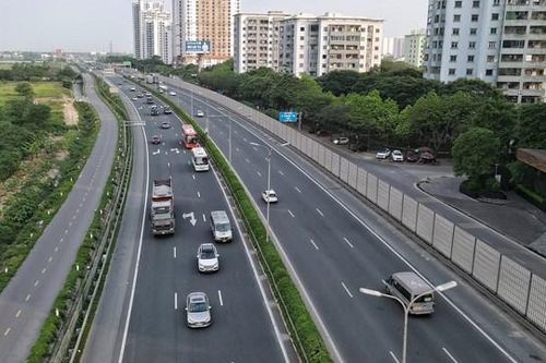 Ngày cuối kỳ nghỉ lễ 30/4-1/5: Giao thông tại các thành phố lớn 'dễ thở'