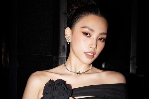 Tiểu Vy bị đồn yêu ông Đặng Lê Nguyên Vũ và thủ đoạn tin giả showbiz