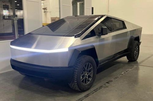 Dấu hiệu cho thấy bán tải điện của Tesla đã sẵn sàng