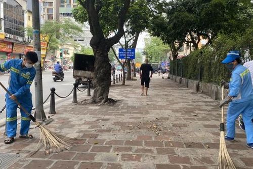 Gần 1.000 lượt công nhân tham gia duy trì VSMT dịp nghỉ Lễ 30/4