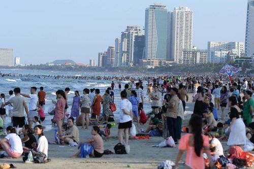 Khách đến Đà Nẵng 5 ngày nghỉ lễ tăng 26,6%