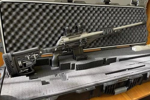 Lãnh đạo Chechnya giới thiệu súng trường bắn tỉa đặc biệt