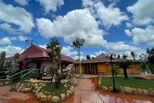 Gia Lai: Để biệt phủ 'mọc' trái phép trên đất nông nghiệp, Chủ tịch xã bị kỷ luật cảnh cáo