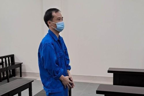 Tông xe vào khách để trả thù, tài xế taxi ở Hà Nội nhận án 8 năm tù