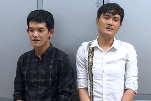 Bắt tạm giam 2 anh em họ rút dao uy hiếp cảnh sát giao thông